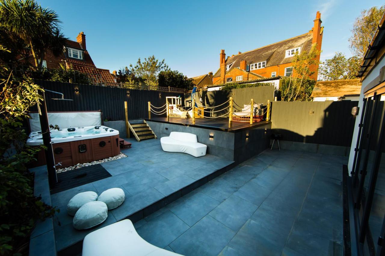 Rounton Villa By Maison Parfaite - Hot Tub - Sea Views - Parking Robin Hood's Bay Kültér fotó