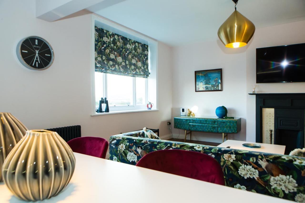 Rounton Villa By Maison Parfaite - Hot Tub - Sea Views - Parking Robin Hood's Bay Kültér fotó